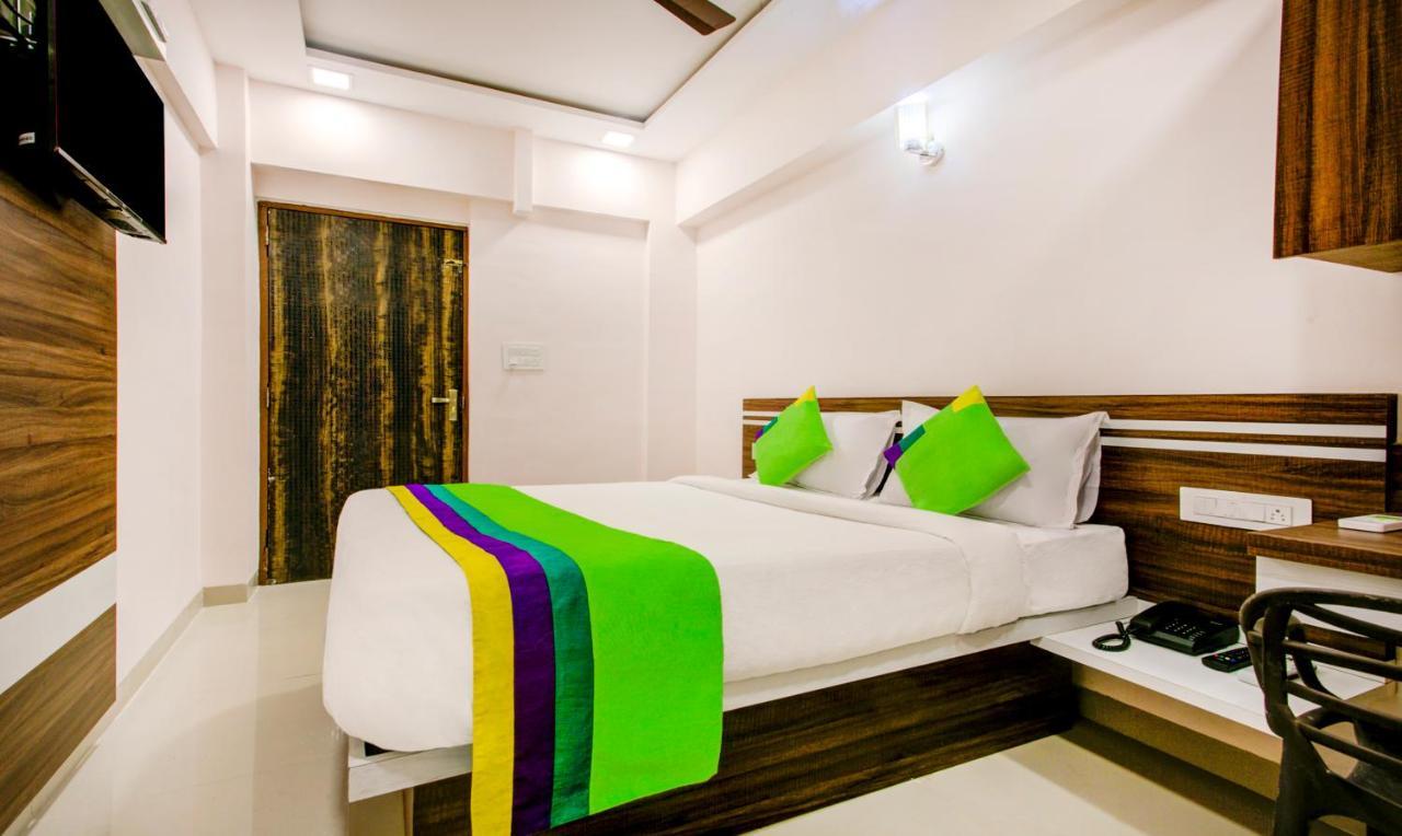 Treebo Kings Inn Vashi Нави Мумбай Екстериор снимка